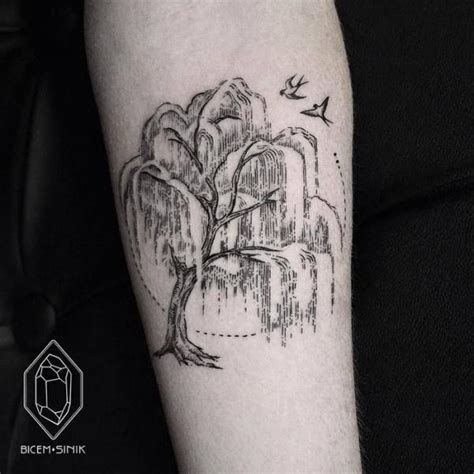 50 Willow Tattoo Ideas: Meaning and Designs | Art and Design