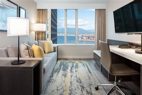 Upscale Vancouver Hotels | Delta Hotels Vancouver Downtown Suites