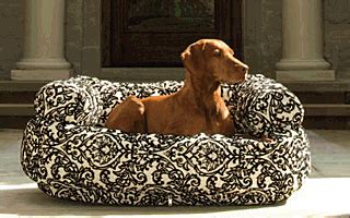 Bowsers Dog Beds | BOWSERS PET PRODUCTS | Bowsers Donut Dog Beds | Ship to Canada & US