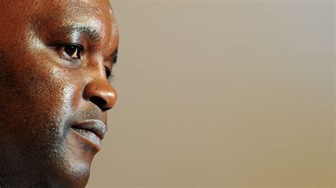 Pitso Mosimane Zcc : Pitso Mosimane Biography Age Children Wife Family ...