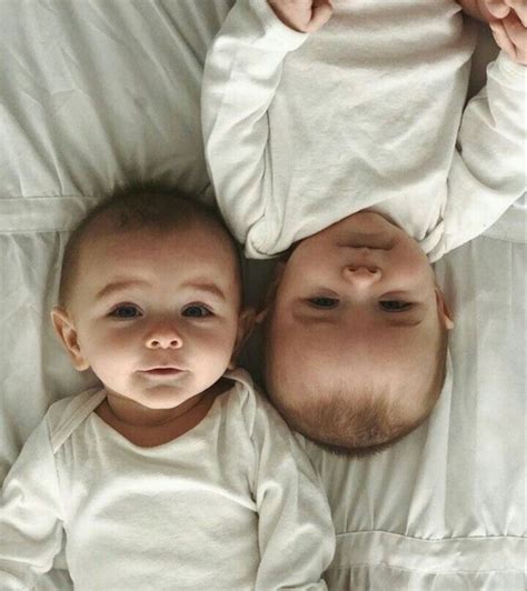 Pin by Vinukshi Jayawardana on Photoshoot ideas | Twin baby photos ...