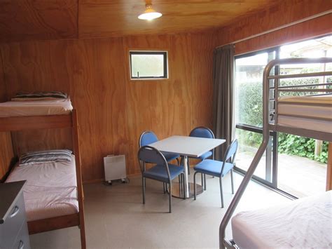 Holiday accommodation Kapiti, Cabins Paekakariki Wellington