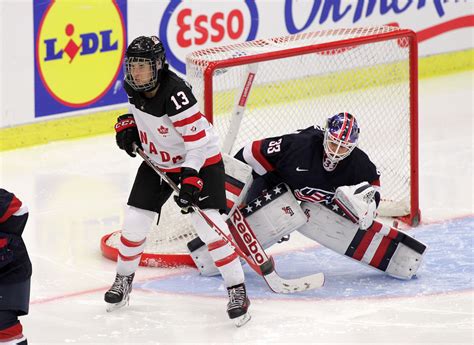 IIHF - Caroline Ouellette