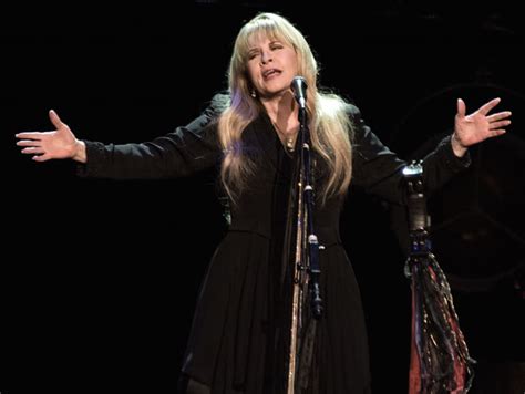 Stevie Nicks Cancels 2021 Tour Dates over COVID Fears | Exclaim!