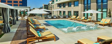 Alpharetta, GA Hotels with Pool | The Hotel at Avalon, Autograph Collection