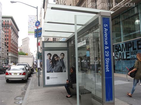 New York City Buses - Visit 5th Avenue