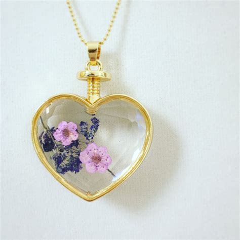 Dried Flower Glass Pendant Necklace