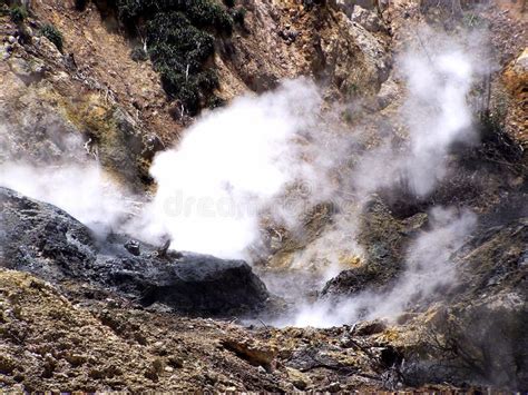 The Soufriere Volcano in Saint-Lucia Stock Image - Image of crater, steam: 103639281