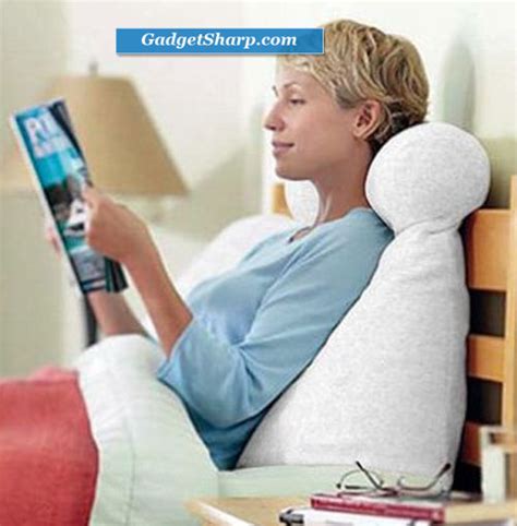 7 Multifunctional Bed Pillows for Reading in Bed