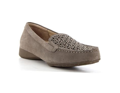 Top Walking Shoes For Women Singapore | Classic & Timeless