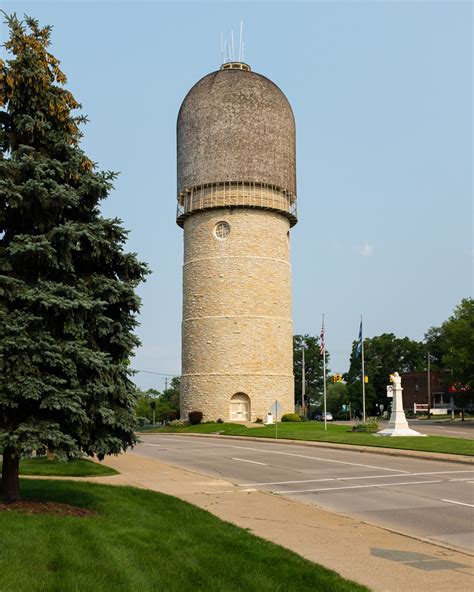 Water Tower | Ypsilanti, Michigan | Bruce Bertz | Flickr