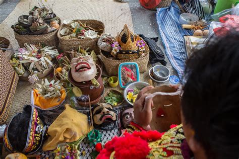 Mask Dance - Bali - Duniart - Photography and Blog by Toine IJsseldijk