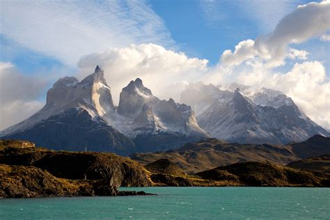 Picture of Macizo del Paine mountain range in Torres del Paine ...