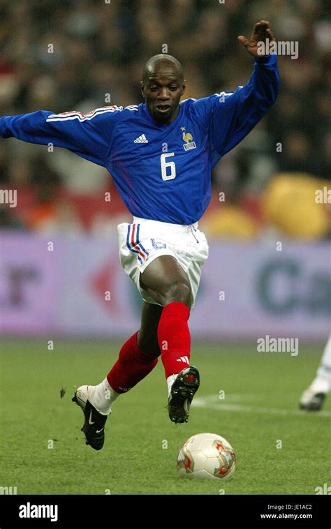 CLAUDE MAKELELE FRANCE & REAL MADRID CF STADE FRANCE PARIS 27 March 2002 Stock Photo - Alamy