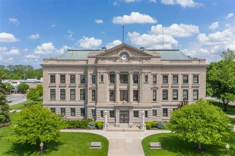 Dekalb County Courthouse in Dekalb County, Illinois, USA Stock Image ...