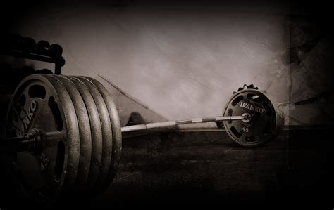 [69+] Weight Lifting Wallpaper | WallpaperSafari.com