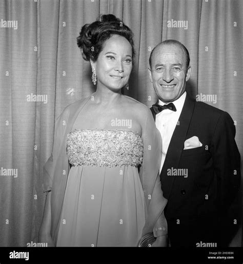 Merle Oberon and Bruno Pagliai Circa 1960's Credit: Ralph Dominguez/MediaPunch Stock Photo - Alamy