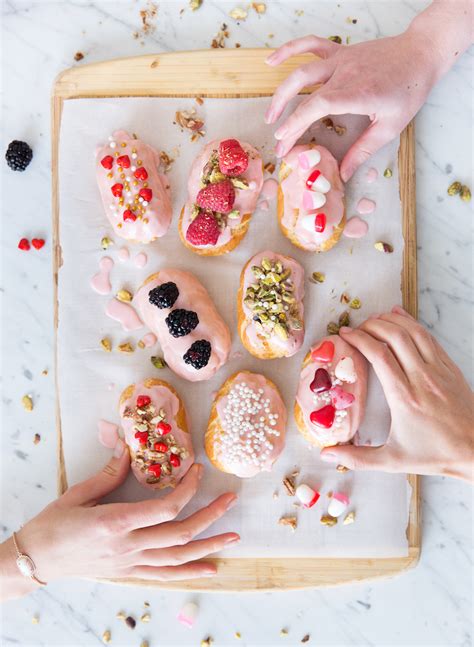 DIY Mini Éclairs | Desserts, Eclairs, Cute desserts