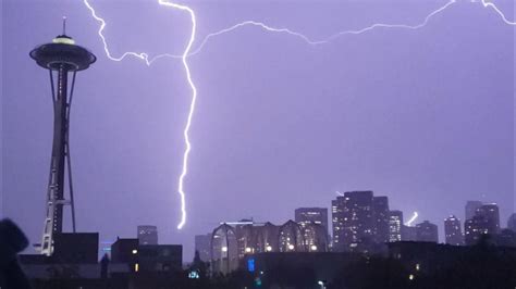 What caused Thursday's thunderstorm, lightning? | king5.com