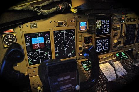 Cockpit of FedEx 757 N901FD by Bufalino Photography, via Flickr (With images) | Cockpit ...