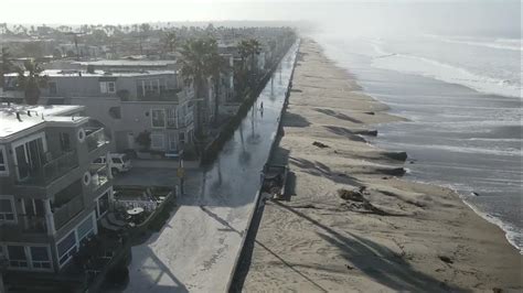 HUGE WAVES Flood Mission Beach San Diego 1/6/2023 - YouTube