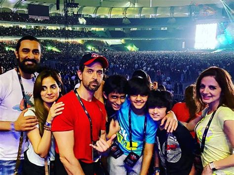 Family's day out! Hrithik Roshan, Sussanne Khan and the kids get snapped at U2's Mumbai Concert ...