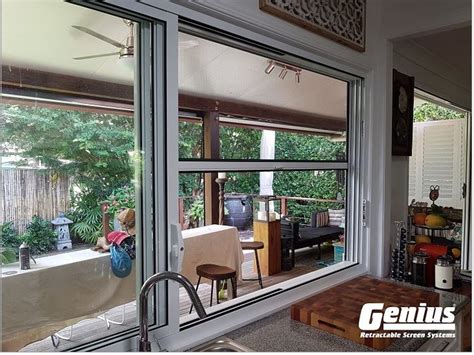 Retractable Window Screens - Shop Retractable Bug Screen