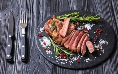 What to Serve with Sirloin Steak? 7 BEST Side Dishes