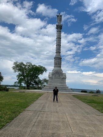 Yorktown Victory Monument - 2020 All You Need to Know BEFORE You Go ...