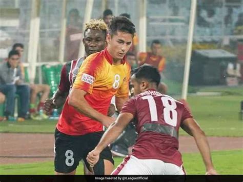 I-League: East Bengal Beat Mohun Bagan 2-0, Back In Title Race ...