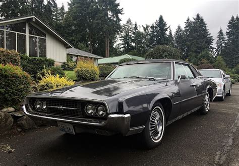 Seattle's Classics: 1968 Ford Thunderbird