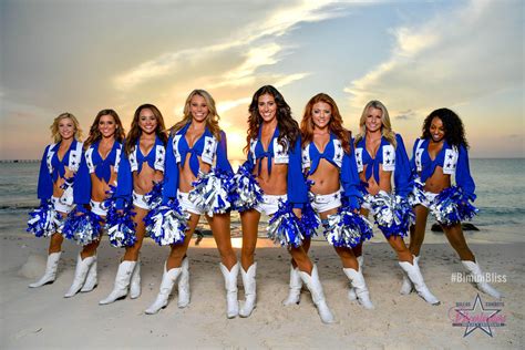 Dallas Cowboy Cheerleader Calendar - Printable Word Searches