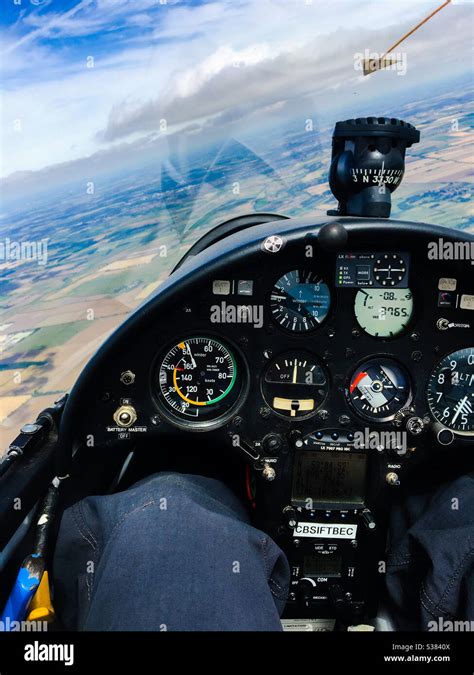 Glider cockpit hi-res stock photography and images - Alamy