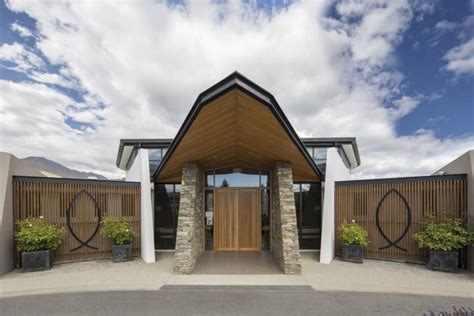 Holy Family Catholic Church by Condon Scott Architects: Solid Walls of ...