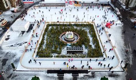 Portable ice skating rink rental cost