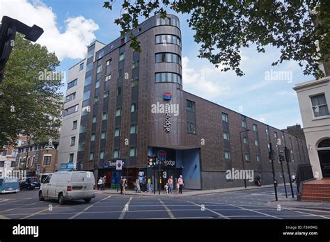 Travelodge hotel, Euston, London, England Stock Photo - Alamy