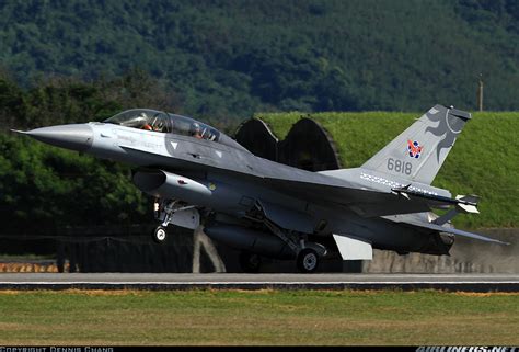 Lockheed Martin F-16B Fighting Falcon - Taiwan - Air Force | Aviation ...