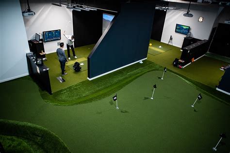 Commercial Indoor Golf Facilities and Practice Spaces | GroTurf, Inc. - Chicago, IL