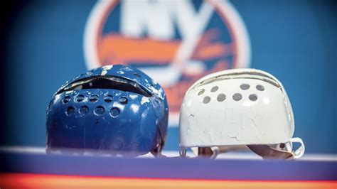 Butch Goring's Iconic Helmet | New York Islanders