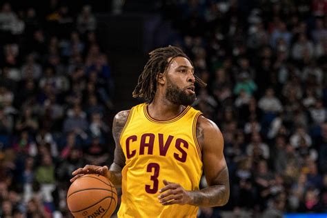 2016-17 Cleveland Cavaliers player reviews: Derrick Williams - Fear The ...