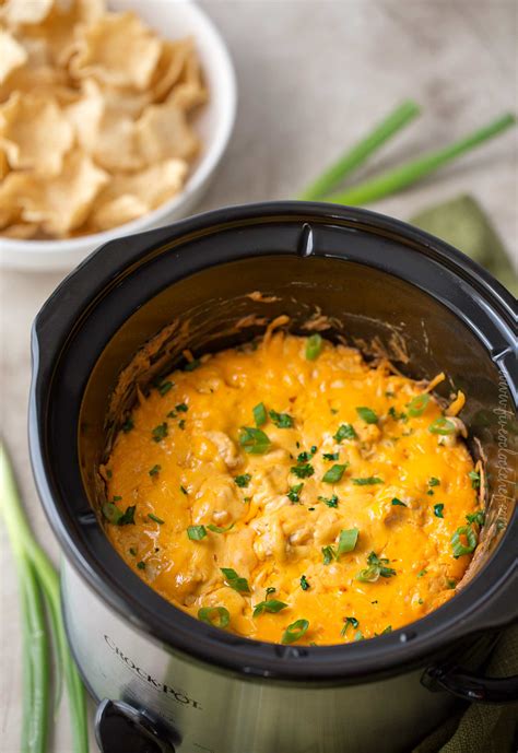 Buffalo Chicken Dip (Crockpot Recipe) - The Chunky Chef