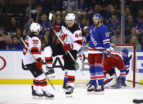 New Jersey Devils Handle the Fragile New York Rangers, 3-2 (Highlights)