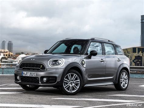 Mini Countryman Plug-in Hybrid 2017: Plus d'espace et de la technologie