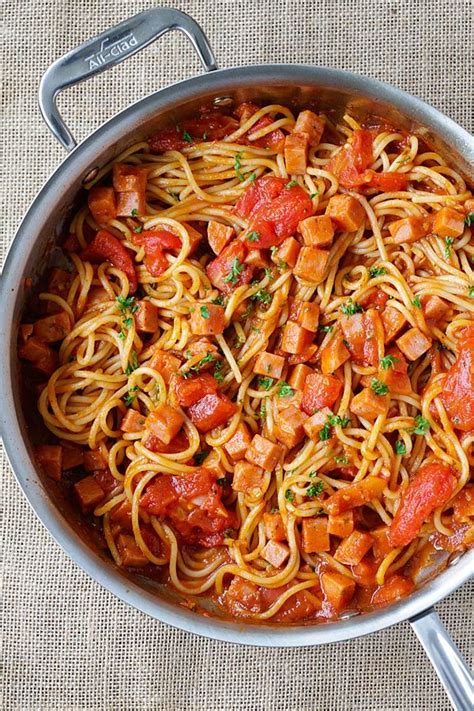 Spam Spaghetti - simple and quick pasta with spam and tomato sauce. Weeknight dinner is a quick ...