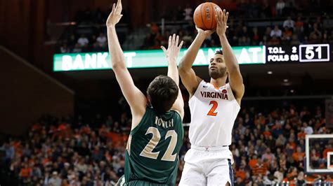 Virginia Cavaliers grabs No. 1 spot in men's basketball coaches poll