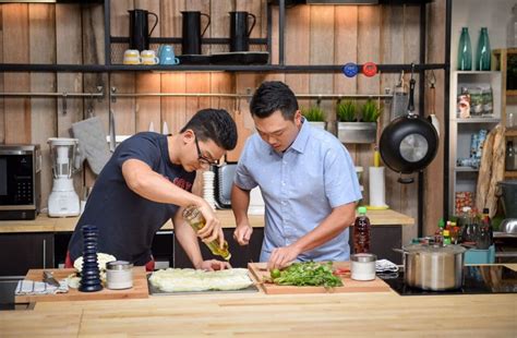 [INTERVIEW] '2 Dudes & A Kitchen' Is The Cooking Show You've Been Waiting For – Lipstiq.com