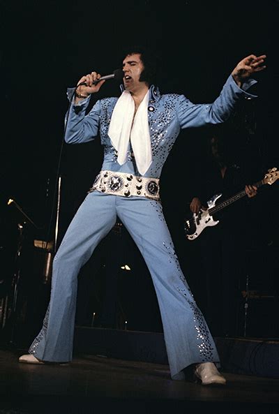 Elvis Presley LIVE 1972 001