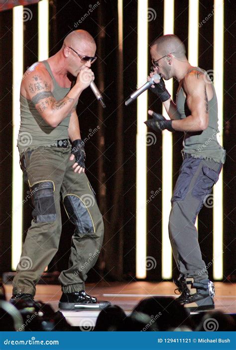 Wisin Y Yandel Perform in Concert Editorial Photo - Image of ...