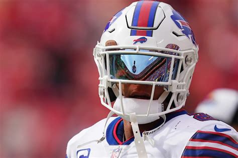 Bills Players Say Thank You to Buffalo For Help in Snowstorm