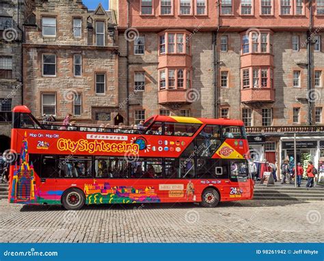 Tour Bus, Royal Mile, Edinburgh Scotland Editorial Photography - Image of town, street: 98261942